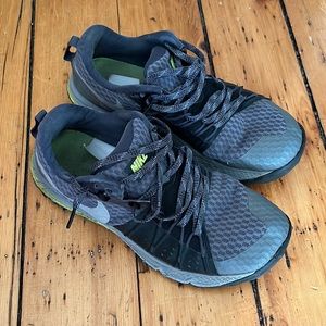 Nike Zoom Wildhorse 4 Trail running shoes 8.5 Women